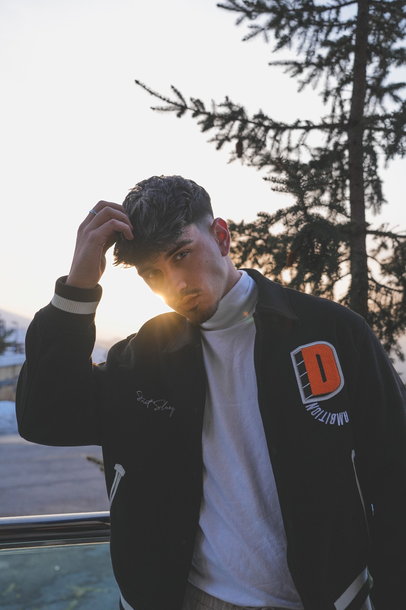 Retrato masculino al atardecer